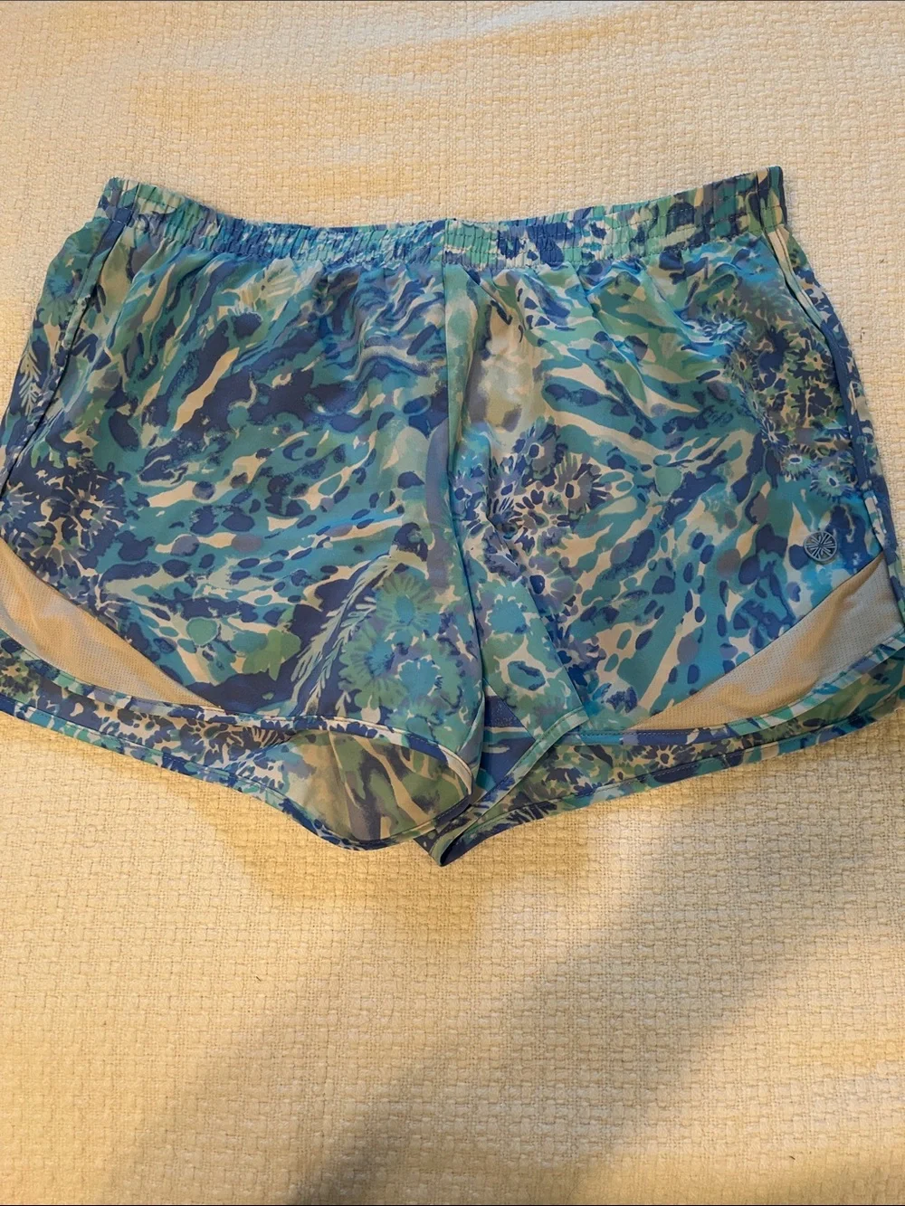 2 Pairs Lilly Pulitzer Luxletic Ocean Trail Shorts Small